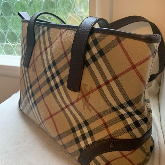 Matching Authentic vintage Burberry classic nova check bag and wallet combo! - Picture 4 of 16